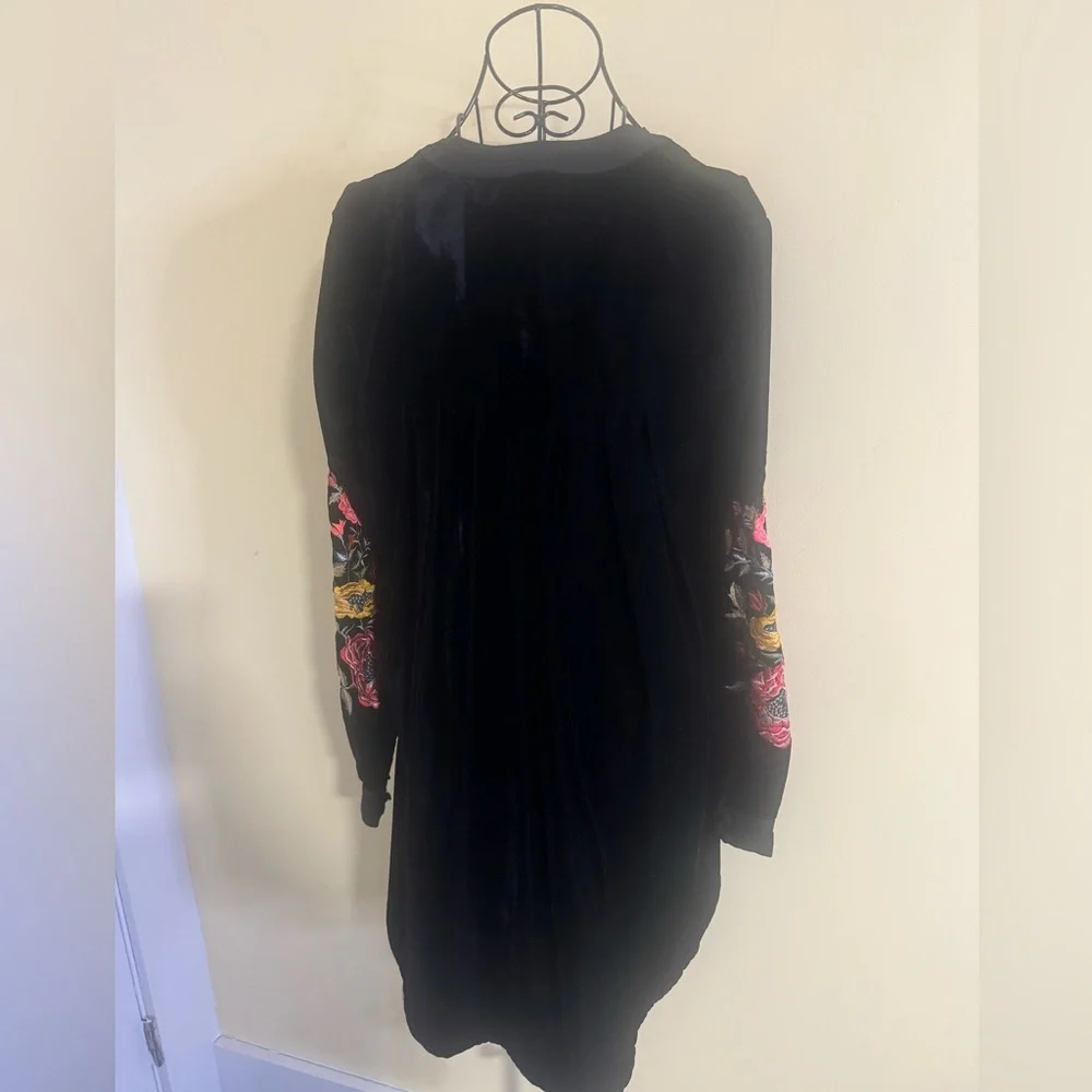 Free People Mia Embroidered Black Velvet Tunic Dress Size XS